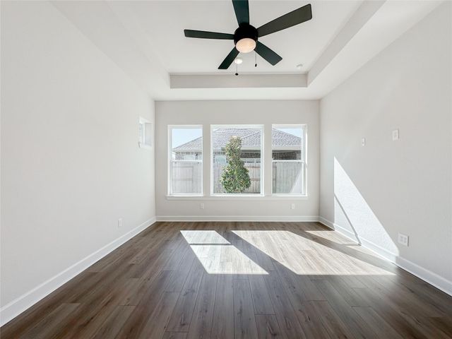 1015 Windy Creek Path, Conroe, TX 77304