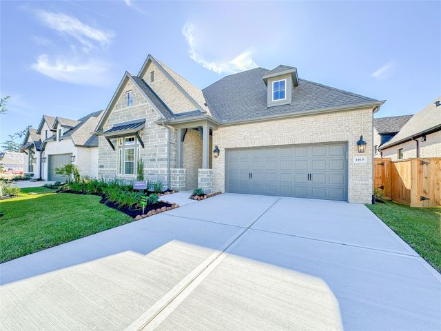 1015 Windy Creek Path, Conroe, TX 77304