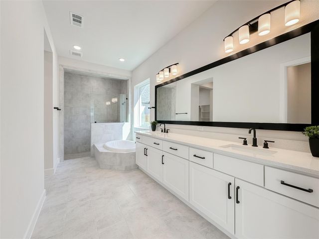 1015 Windy Creek Path, Conroe, TX 77304