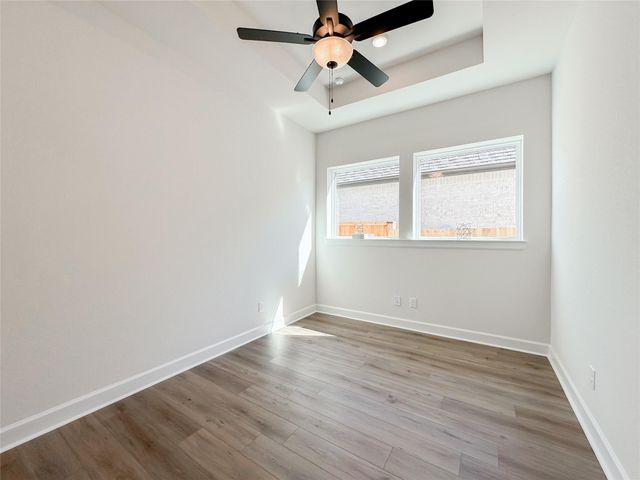 1015 Windy Creek Path, Conroe, TX 77304