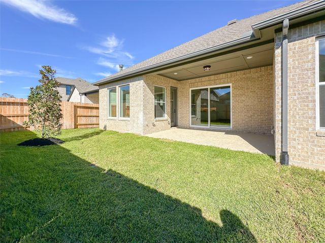 1015 Windy Creek Path, Conroe, TX 77304