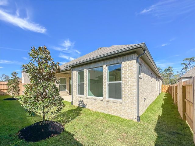 1015 Windy Creek Path, Conroe, TX 77304