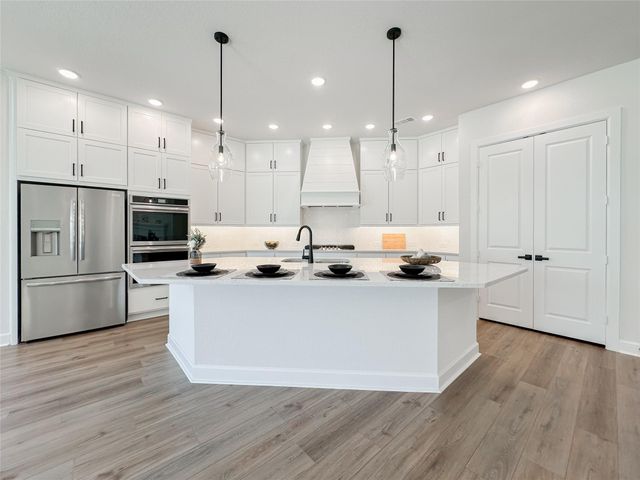 1015 Windy Creek Path, Conroe, TX 77304