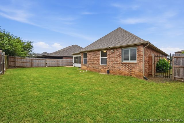 12521 S Date Place, Jenks, OK 74037