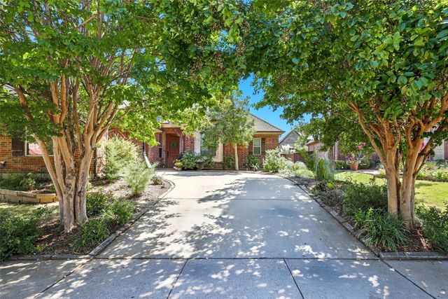 109 Diablo Drive, Burleson, TX 76028