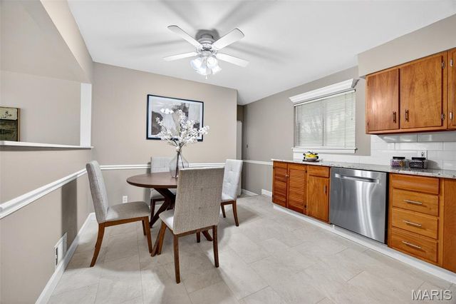 8625 Moran Place, St Louis, MO 63114