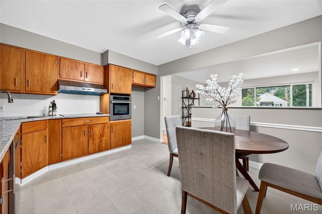 8625 Moran Place, St Louis, MO 63114