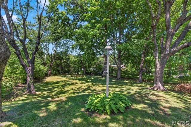 8625 Moran Place, St Louis, MO 63114