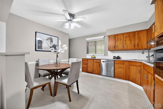 8625 Moran Place, St Louis, MO 63114