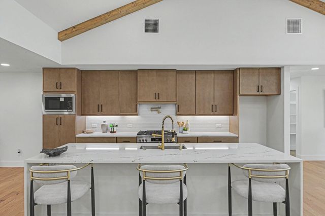 4004 Cedar Bayou Drive, Dallas, TX 75244