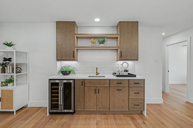4004 Cedar Bayou Drive, Dallas, TX 75244