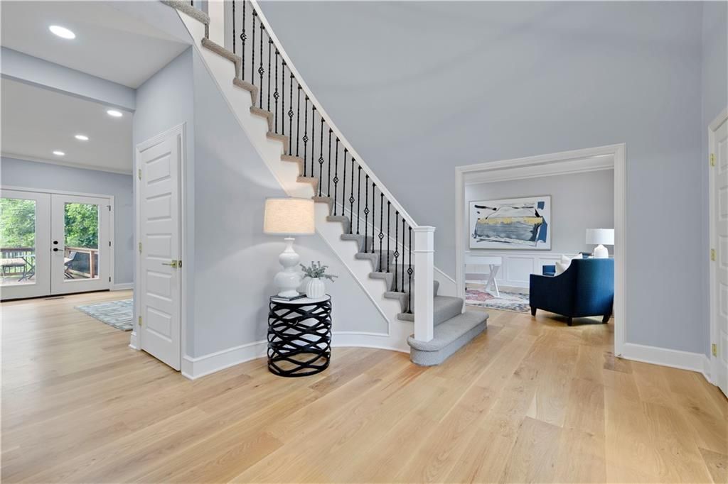 12650 Sherwood Drive, Leawood, KS 66209