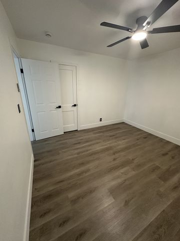 1216 Vultee Blvd, Nashville, TN 37217