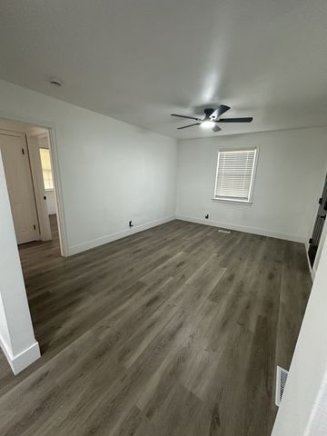 1216 Vultee Blvd, Nashville, TN 37217