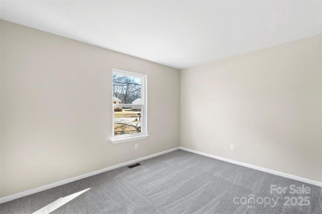 10010 Garth Wood Road, Charlotte, NC 28273