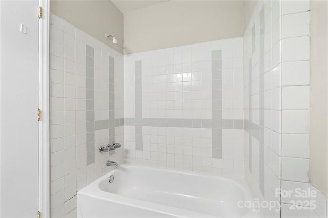 10010 Garth Wood Road, Charlotte, NC 28273