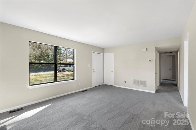 10010 Garth Wood Road, Charlotte, NC 28273