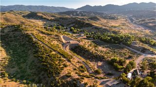 13635 Duxbury Rd, Hesperia, CA 92345