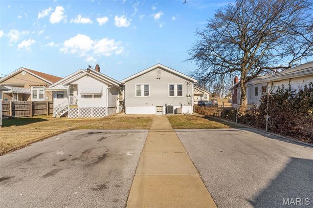 4838 Allemania Street, St Louis, MO 63116