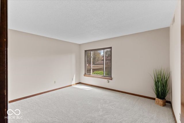109 Knoll Court C, Noblesville, IN 46062