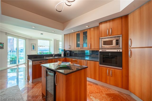 2857 Paradise Road 1702, Las Vegas, NV 89109