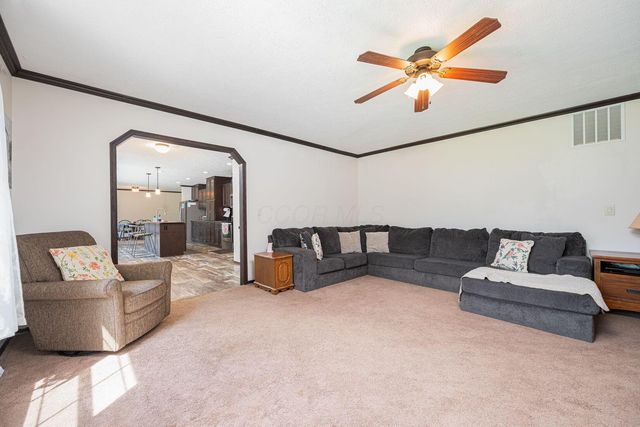 59937 Murphy Remy Road, Mcarthur, OH 45651