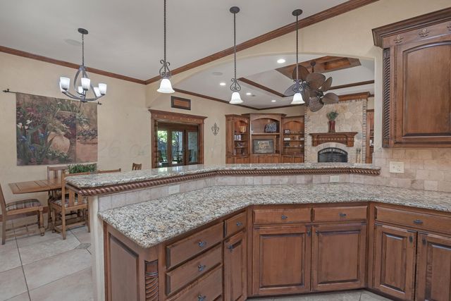 7813 GREENBRIAR Drive, Amarillo, TX 79119