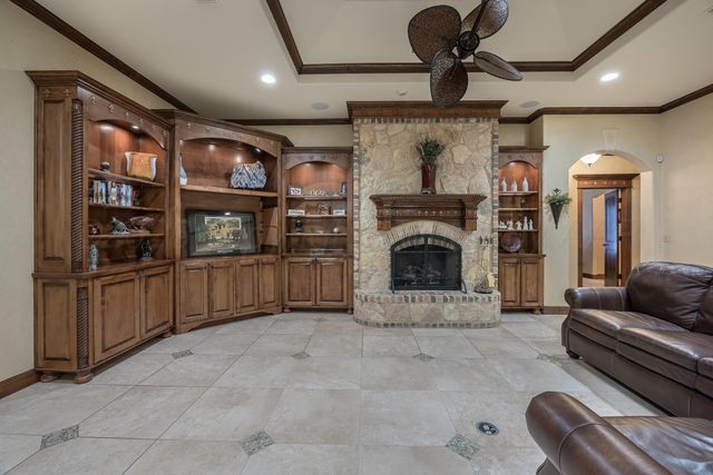 7813 GREENBRIAR Drive, Amarillo, TX 79119