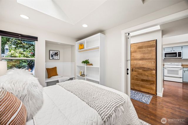 13315 NE 137th Place, Kirkland, WA 98034