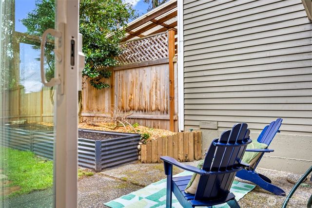 13315 NE 137th Place, Kirkland, WA 98034