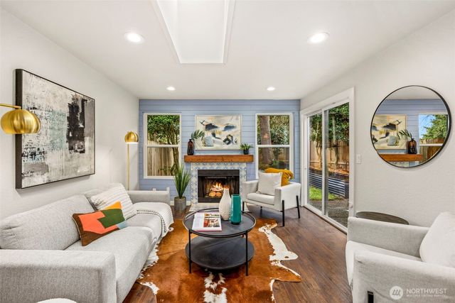 13315 NE 137th Place, Kirkland, WA 98034