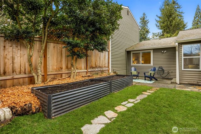 13315 NE 137th Place, Kirkland, WA 98034