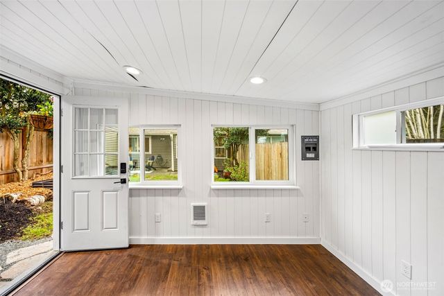 13315 NE 137th Place, Kirkland, WA 98034