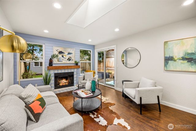 13315 NE 137th Place, Kirkland, WA 98034