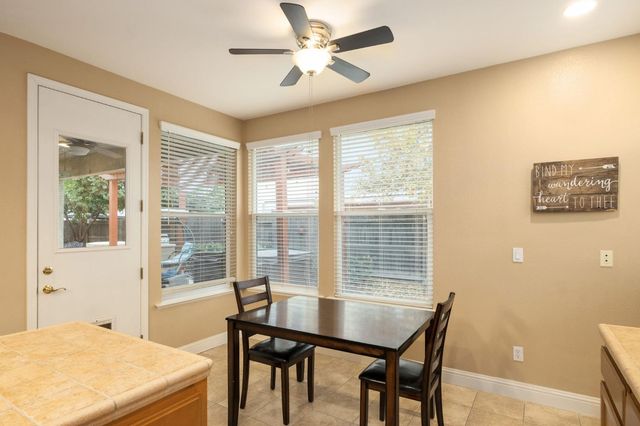 775 S Michelle Avenue, Kerman, CA 93630