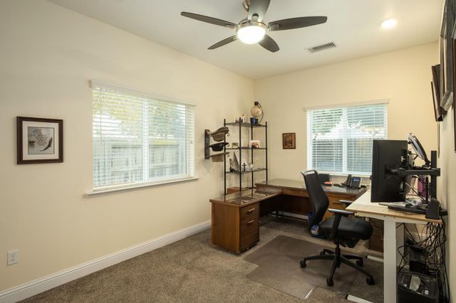 775 S Michelle Avenue, Kerman, CA 93630