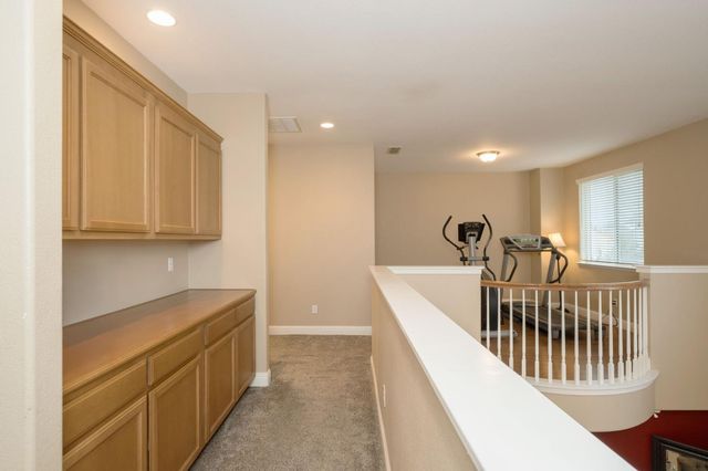 775 S Michelle Avenue, Kerman, CA 93630