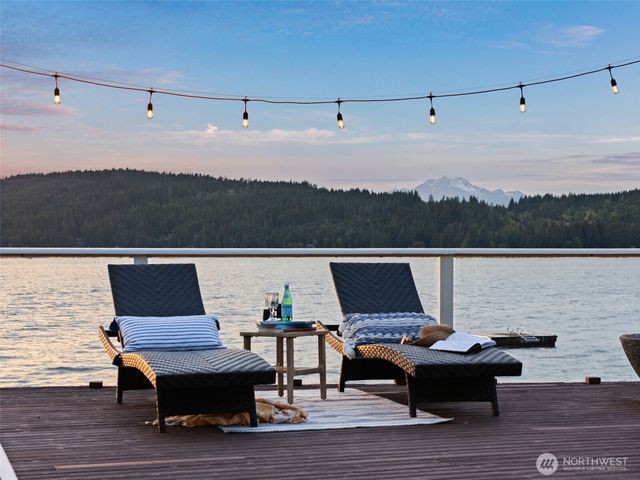 16631 E State Route 106, Belfair, WA 98528