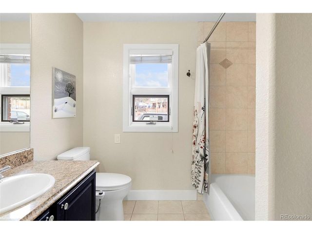 1900 East St, Golden, CO 80401