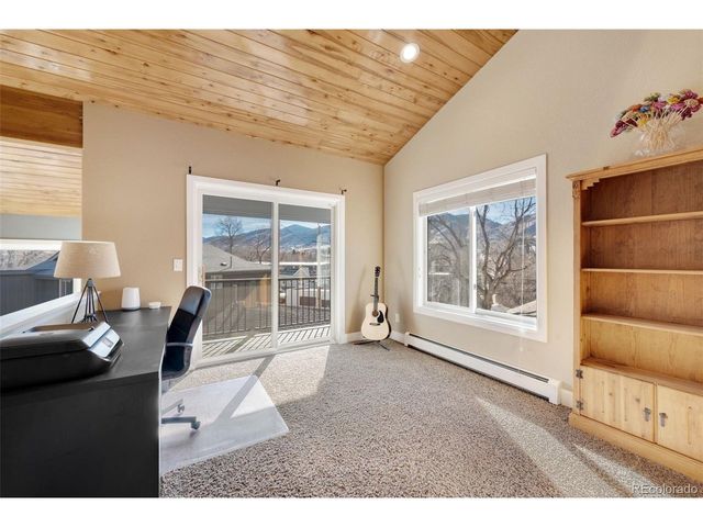 1900 East St, Golden, CO 80401