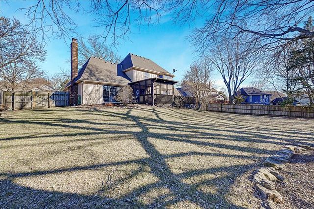 11396 King Street, Overland Park, KS 66210