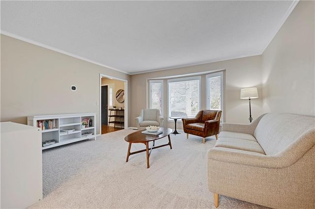 11396 King Street, Overland Park, KS 66210