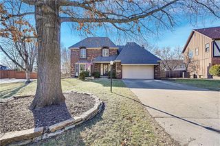 11396 King Street, Overland Park, KS 66210