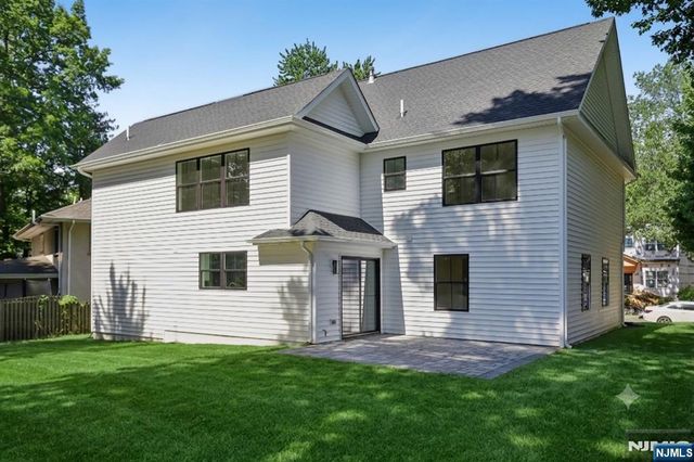 14 Maplewood, Livingston, NJ 07039