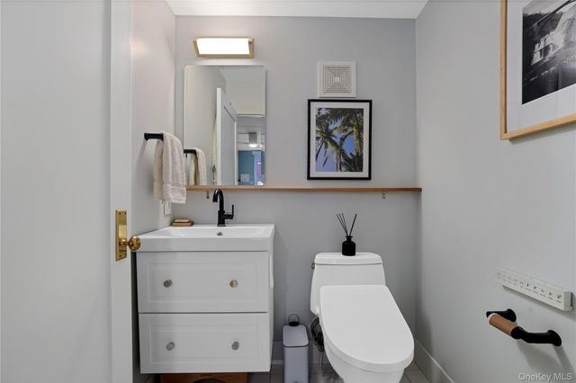 6 Renaissance Court 16B, Brooklyn, NY 11206