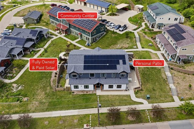 156 Prairie Hill Ln, Iowa City, IA 52246