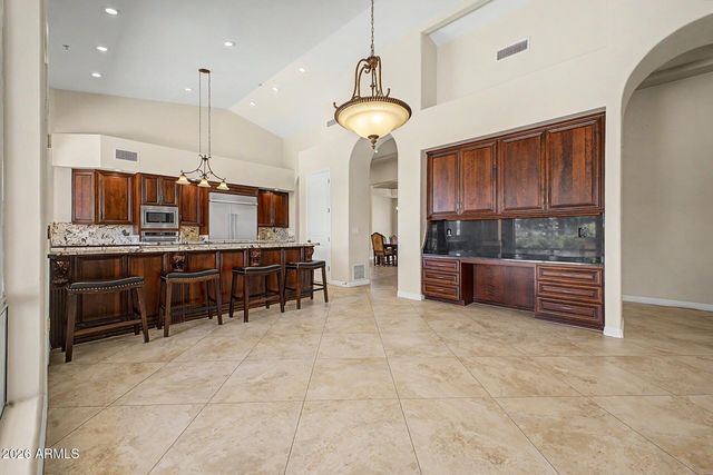 8177 E SUNNYSIDE Drive, Scottsdale, AZ 85260