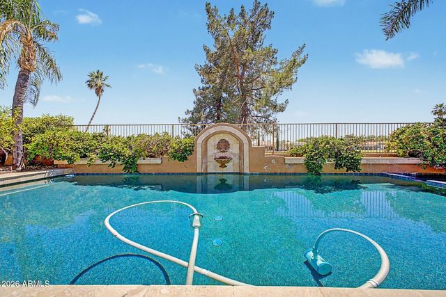 8177 E SUNNYSIDE Drive, Scottsdale, AZ 85260