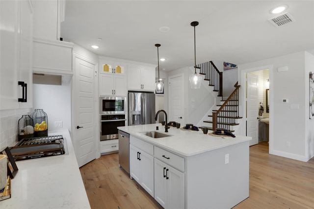 1926 Mcclane, Allen, TX 75013