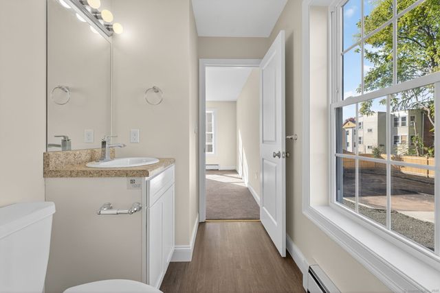 205 Zion Street, Hartford, CT 06106